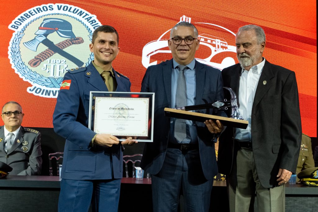 Homenagens, música e emoção nos 130 anos dos Bombeiros Voluntários